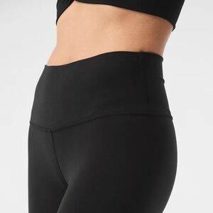 ALO YOGA 7/8 High-Waist Airbrush Legging